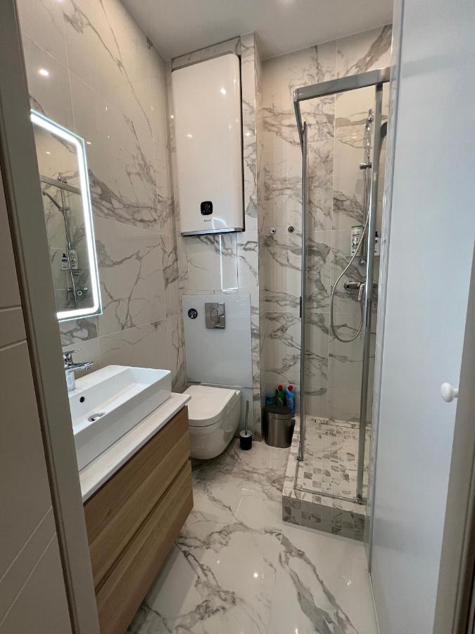 Newly Renovated Luxury Suite In The Center Of Канны Экстерьер фото